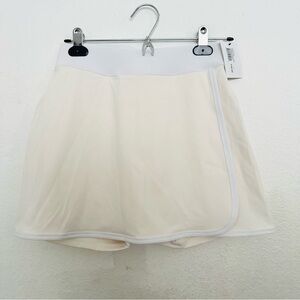 BANDIER BND10266 APERITIF SPORT SKORT
GARDENIA/WHITE Size Small